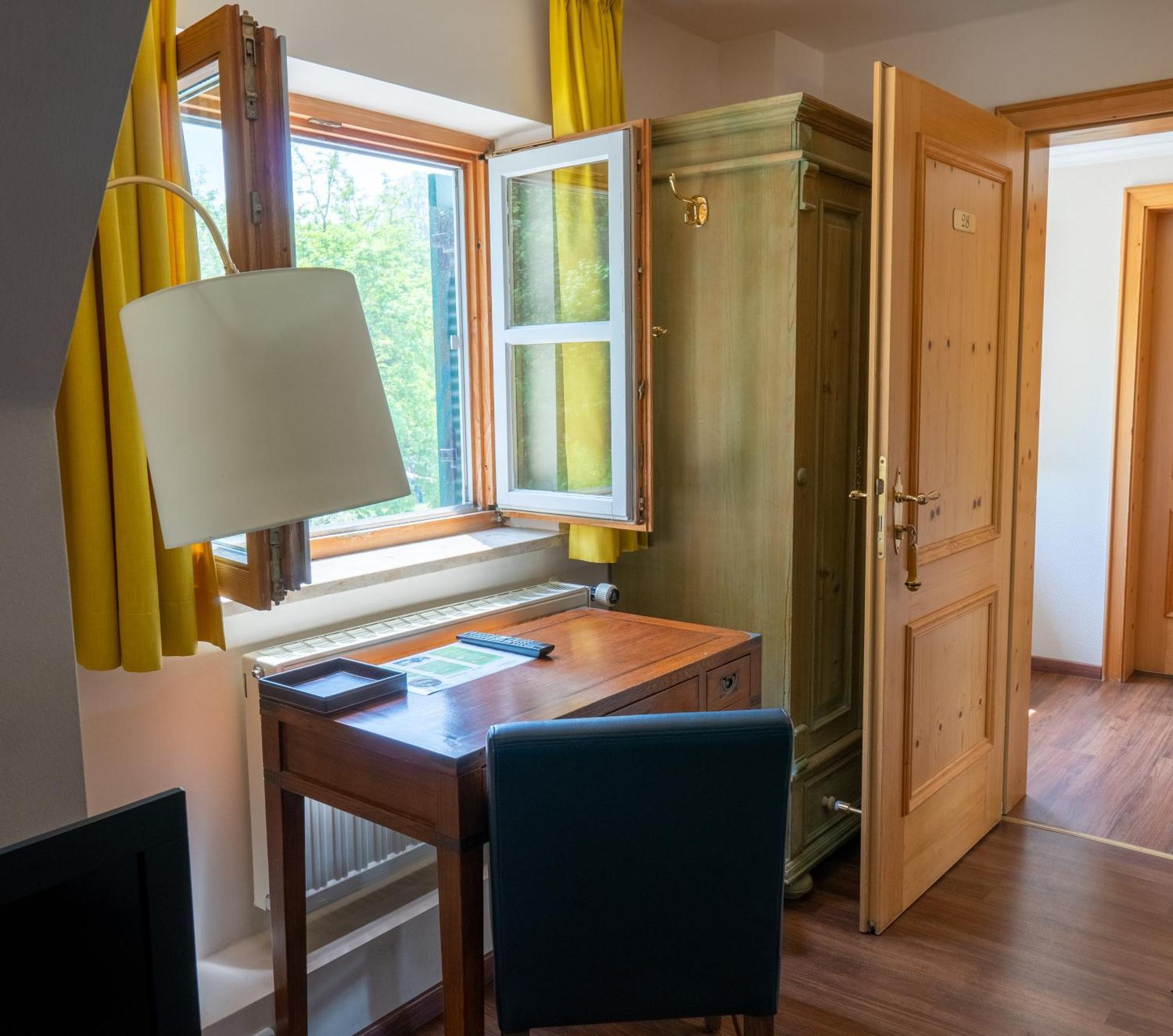 Hotel Restaurant Taverna Eching  Ngoại thất bức ảnh
