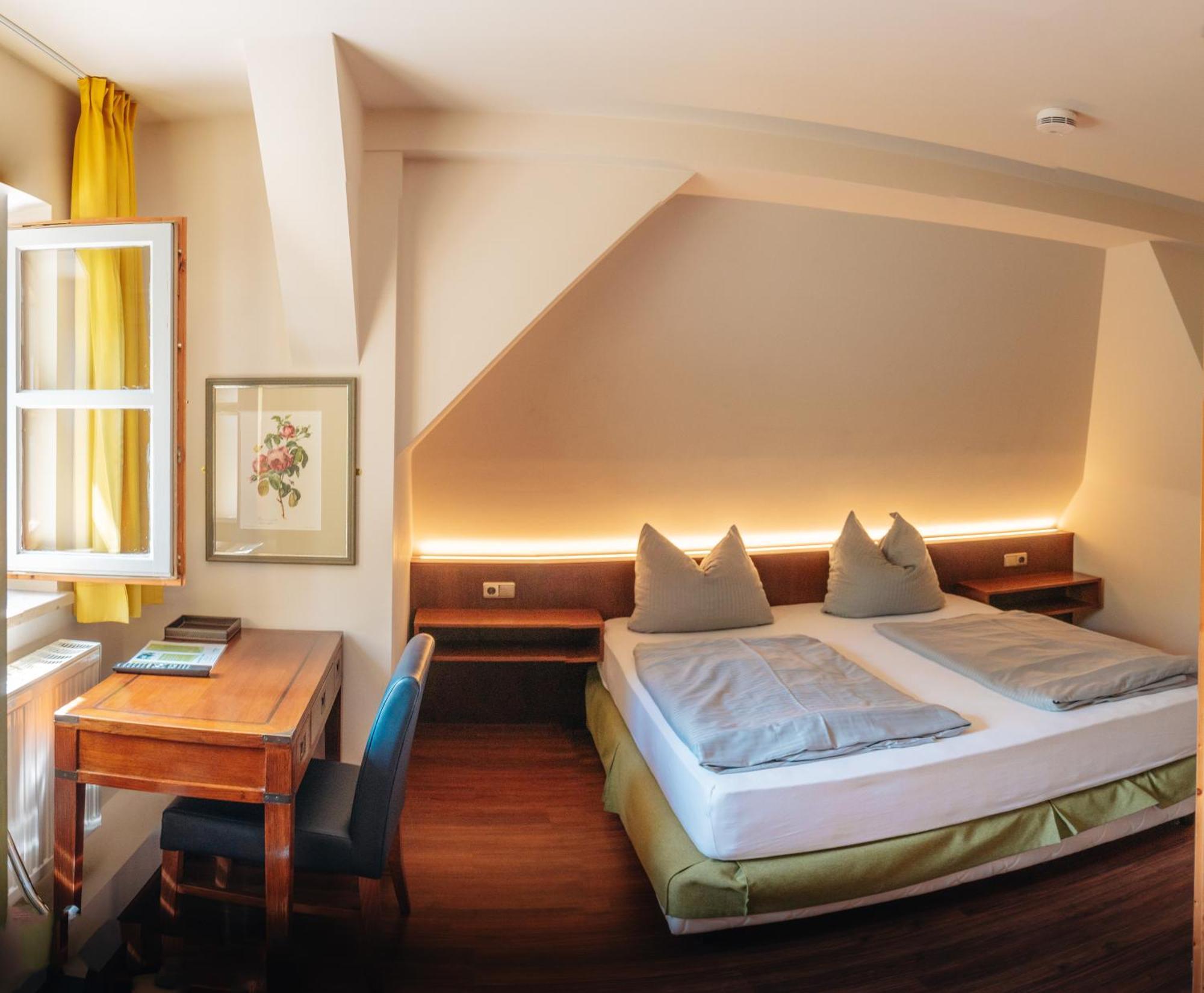 Hotel Restaurant Taverna Eching  Ngoại thất bức ảnh